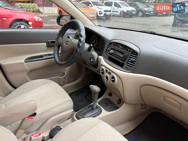 Hyundai Accent 2008