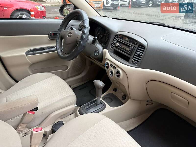 Hyundai Accent 2008