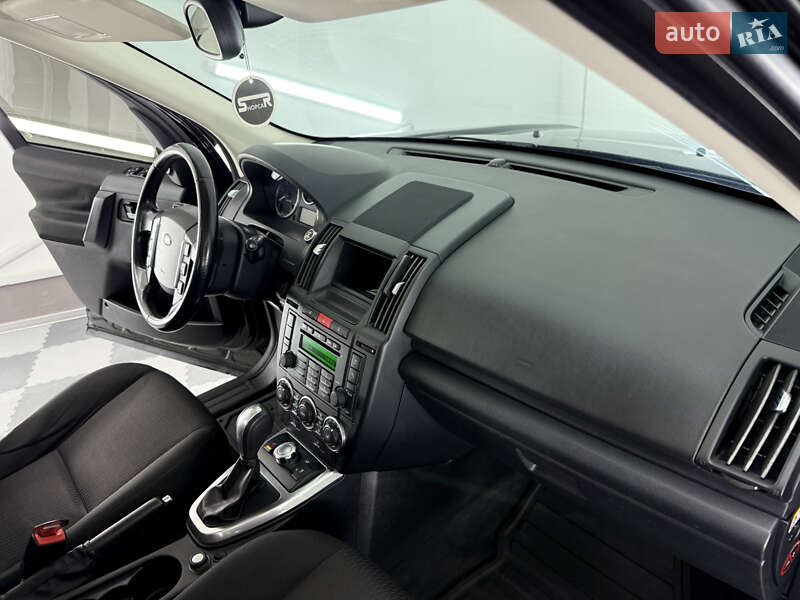 Land Rover Freelander 2011