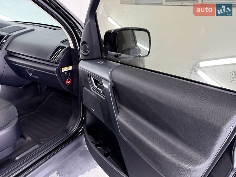 Land Rover Freelander 2011