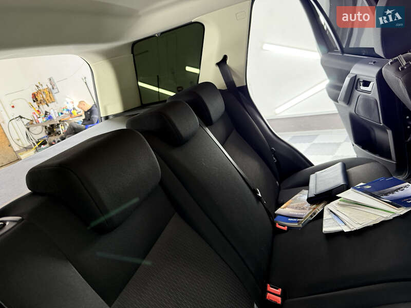 Land Rover Freelander 2011