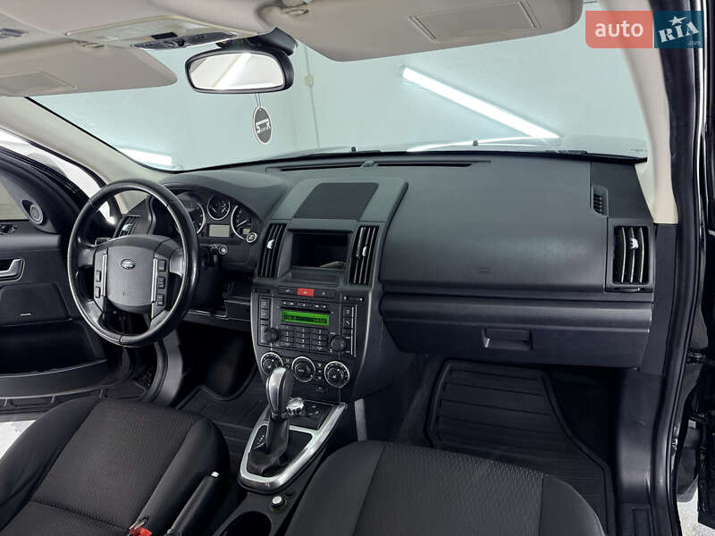 Land Rover Freelander 2011