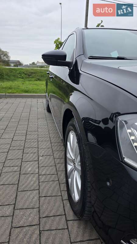 Volkswagen Passat 2011