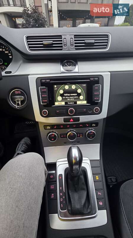 Volkswagen Passat 2011