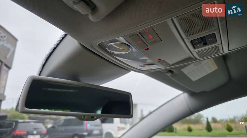 Volkswagen Passat 2011