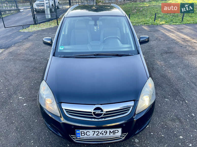 Opel Zafira 2010