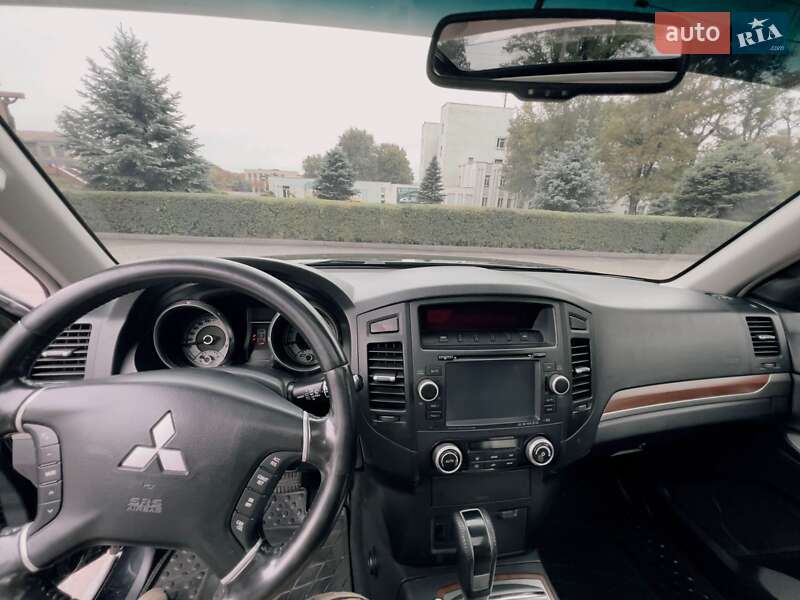 Mitsubishi Pajero Wagon 2008