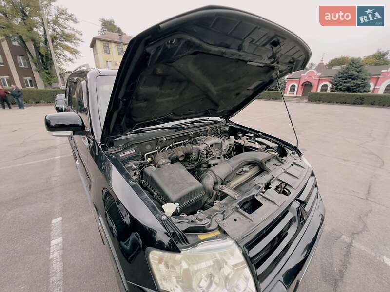 Mitsubishi Pajero Wagon 2008