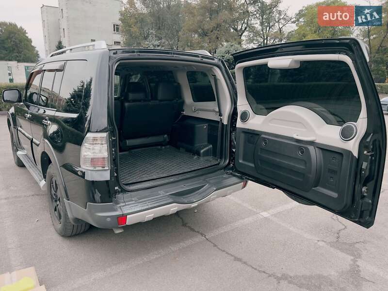 Mitsubishi Pajero Wagon 2008