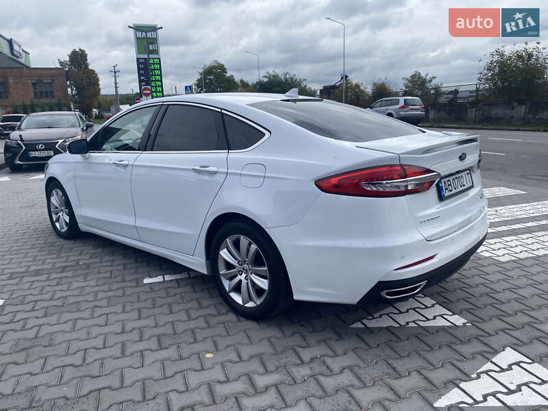 Ford Fusion 2019