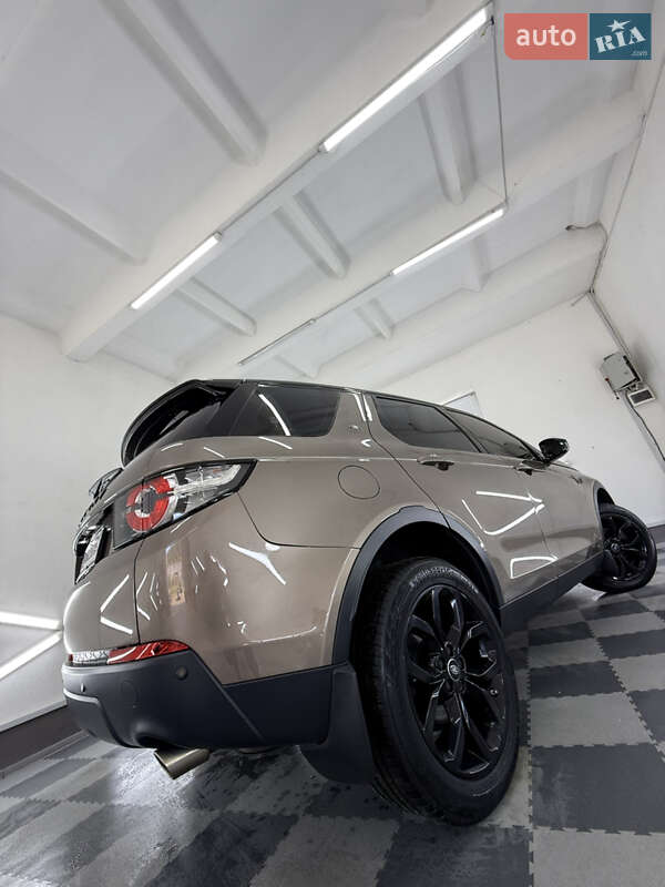 Land Rover Discovery Sport 2015