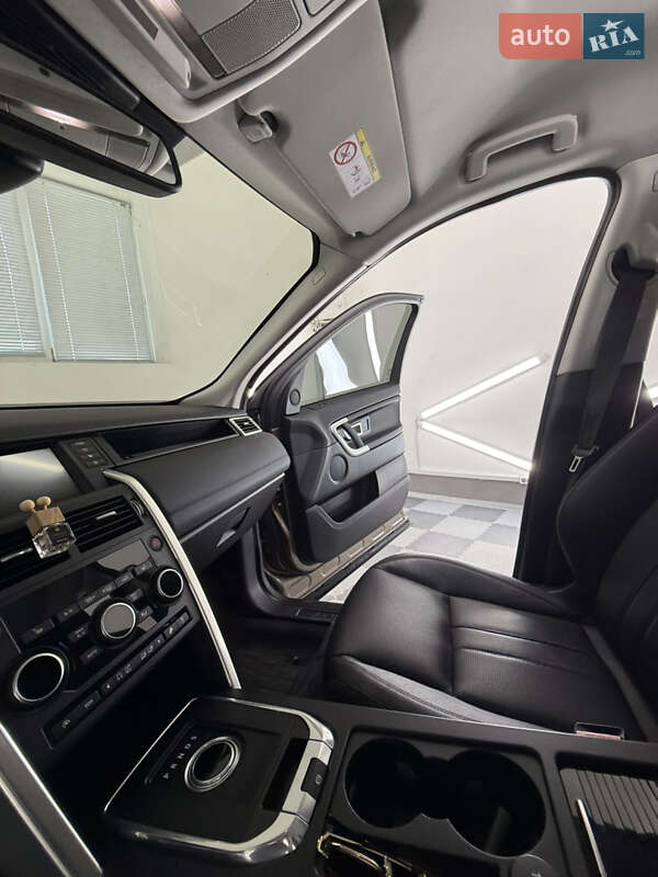 Land Rover Discovery Sport 2015