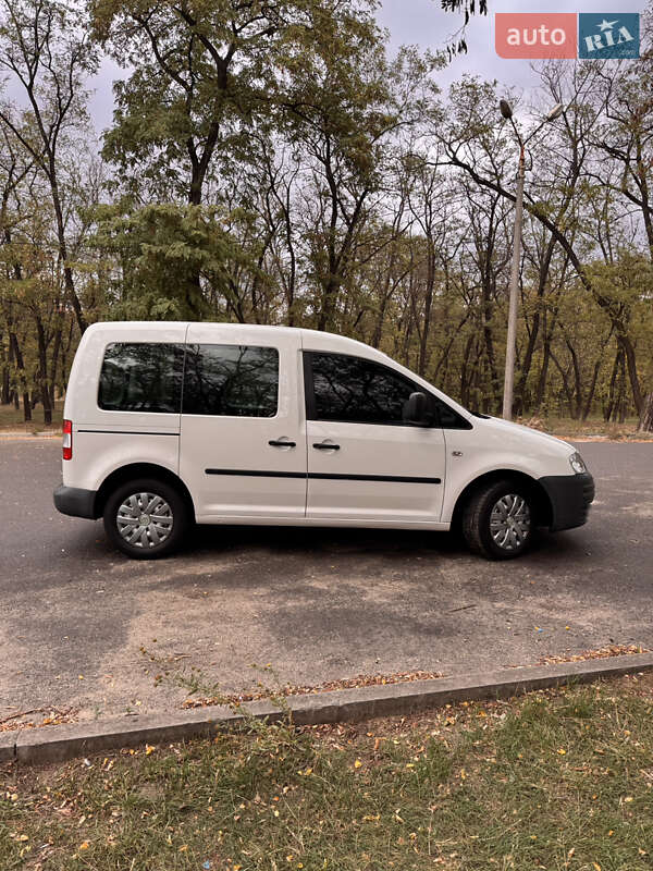 Volkswagen Caddy 2009