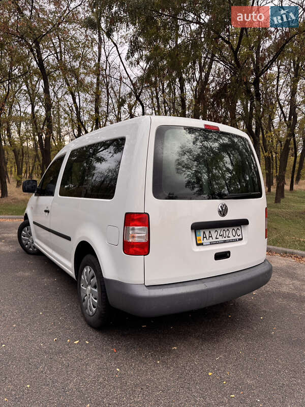 Volkswagen Caddy 2009
