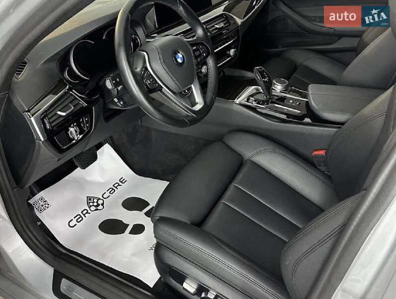 BMW 5 Series 2019