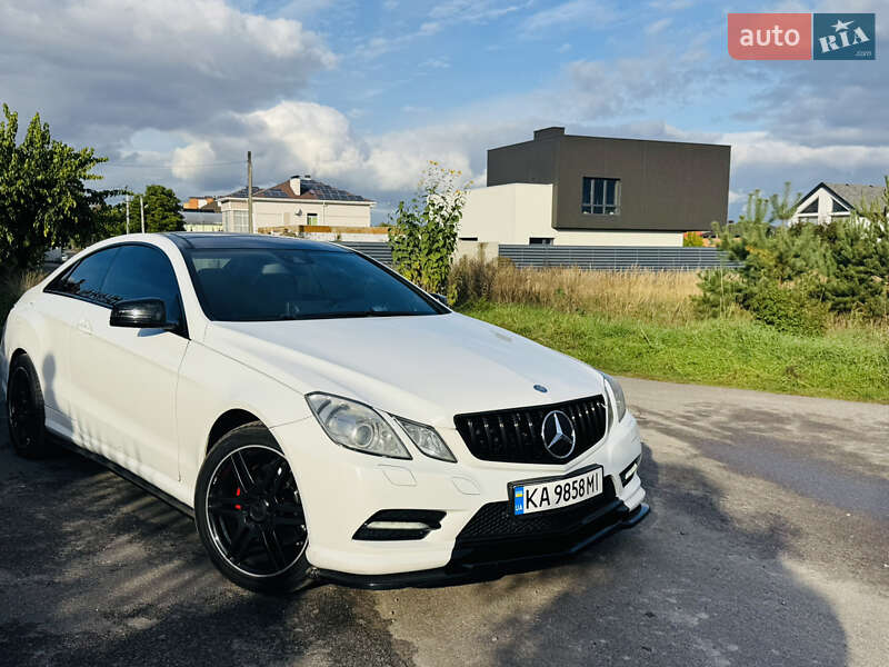 Mercedes-Benz E-Class 2012