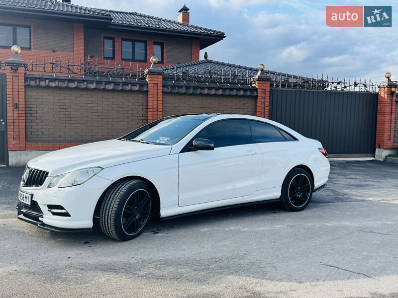 Mercedes-Benz E-Class 2012