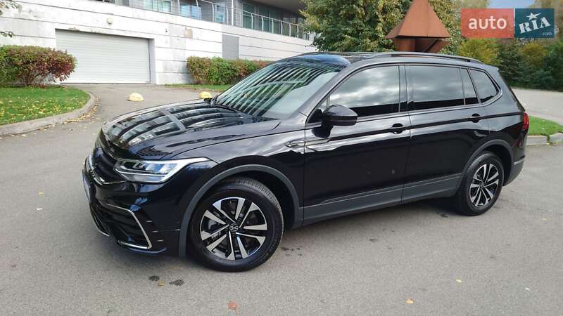 Volkswagen Tiguan 2024