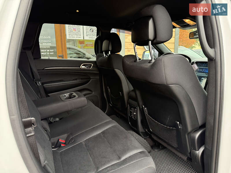 Jeep Grand Cherokee 2016