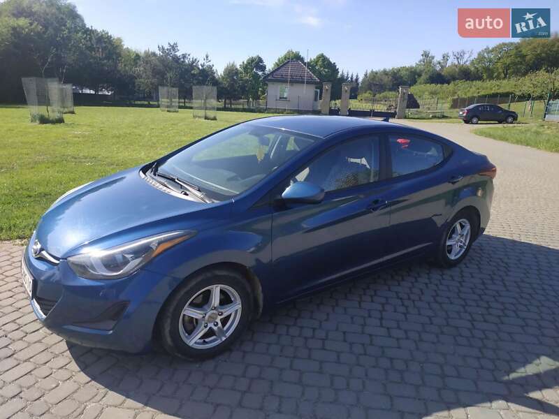 Hyundai Elantra 2015