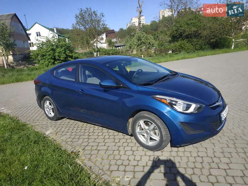 Hyundai Elantra 2015