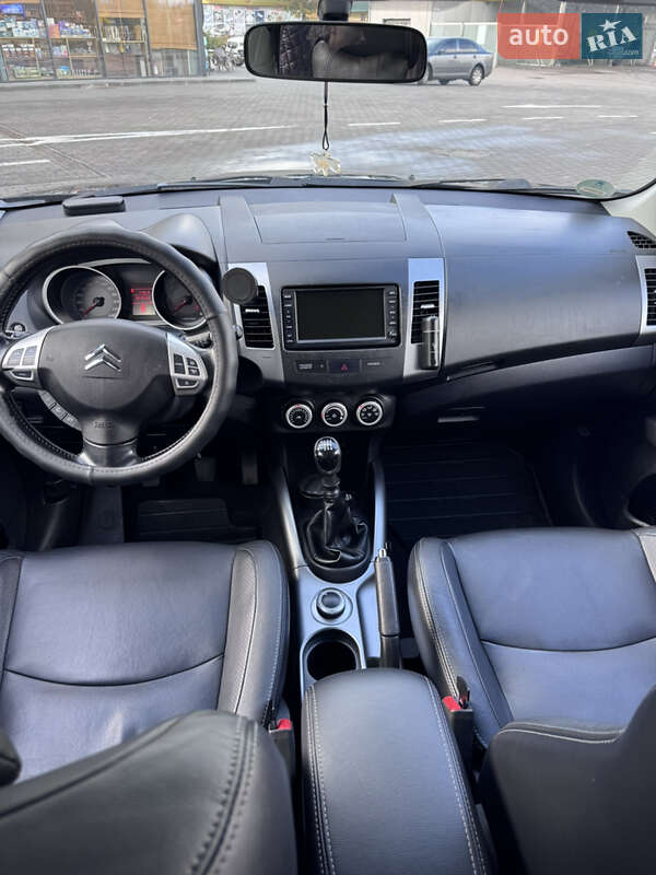 Citroen C-Crosser 2009