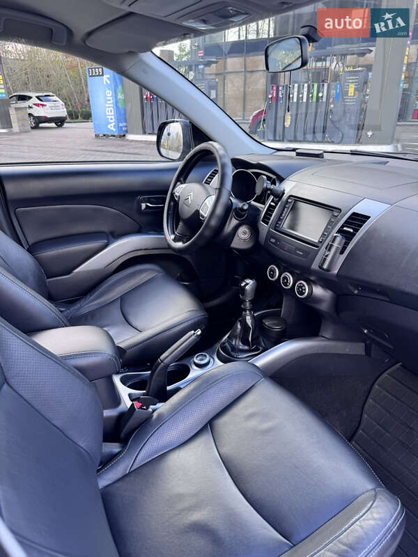 Citroen C-Crosser 2009