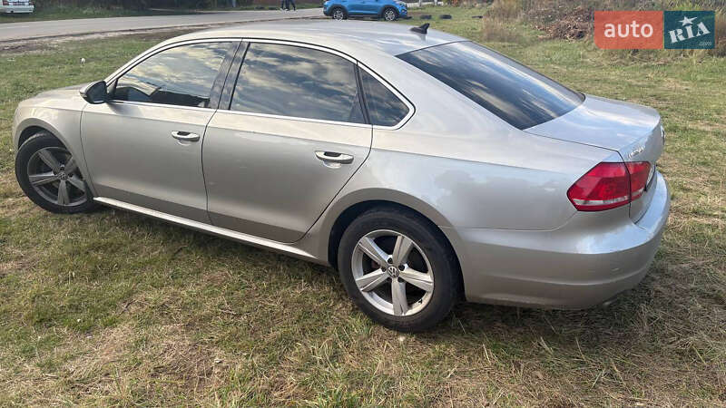 Volkswagen Passat 2011