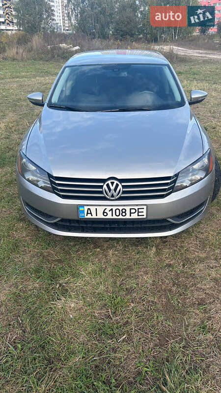 Volkswagen Passat 2011