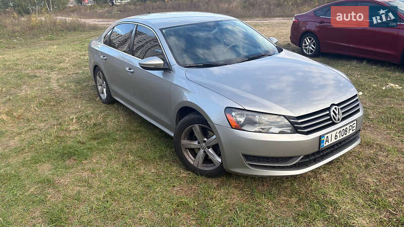 Volkswagen Passat 2011