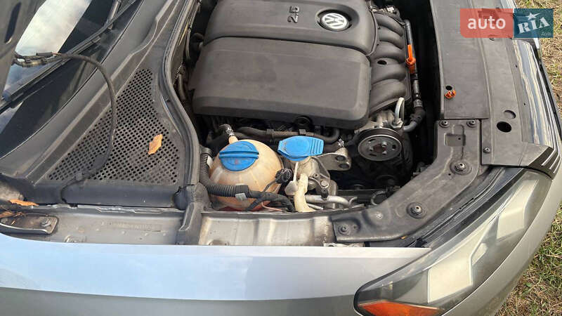 Volkswagen Passat 2011