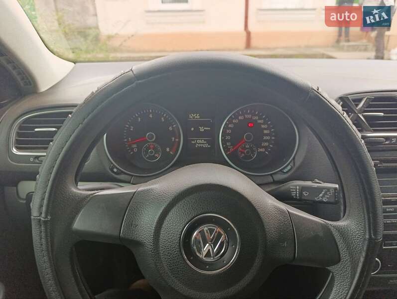 Volkswagen Golf 2011