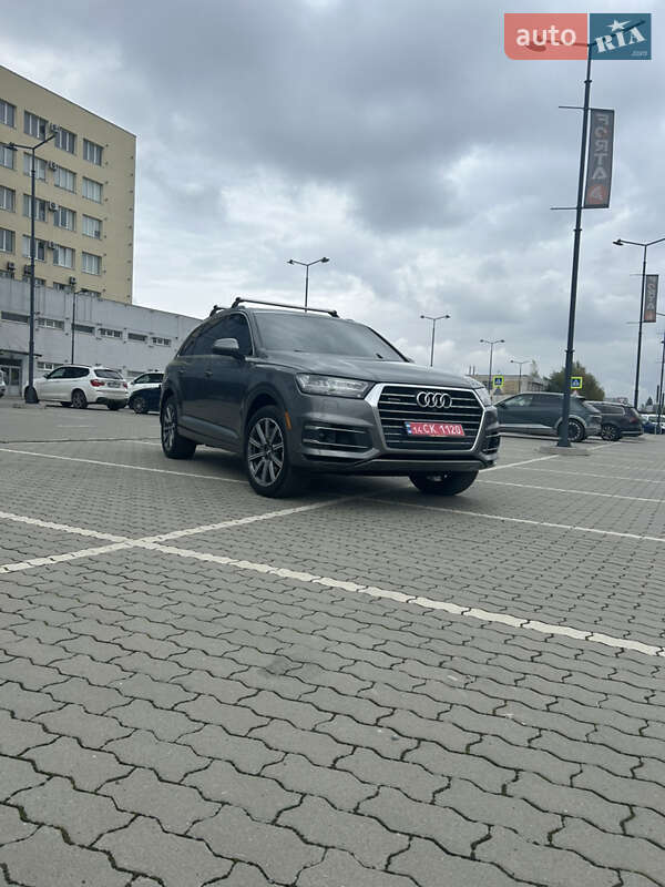 Audi Q7 2017