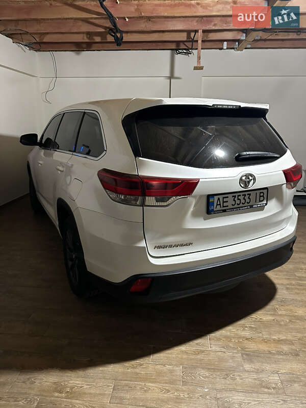 Toyota Highlander 2017