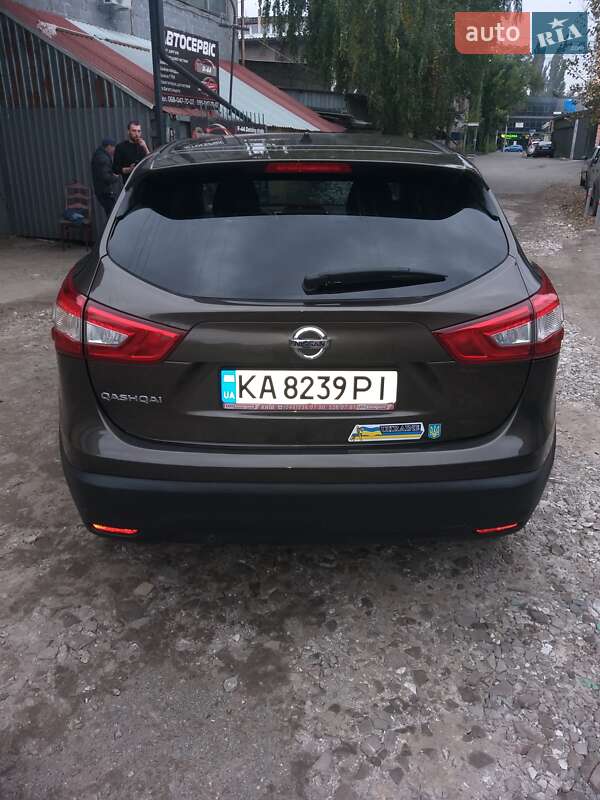 Nissan Qashqai 2015