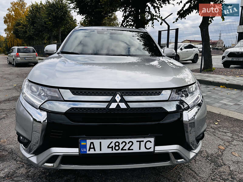 Mitsubishi Outlander 2022