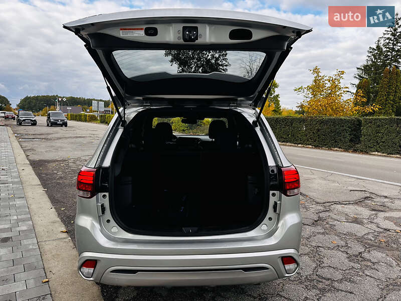 Mitsubishi Outlander 2022