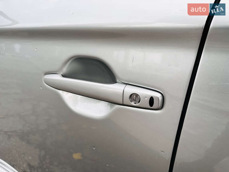 Mitsubishi Outlander 2022