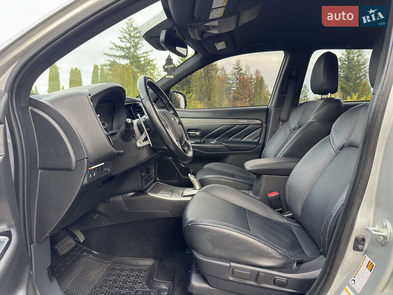 Mitsubishi Outlander 2022