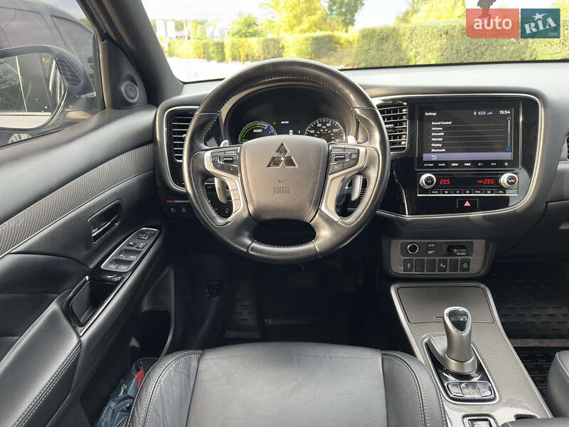 Mitsubishi Outlander 2022