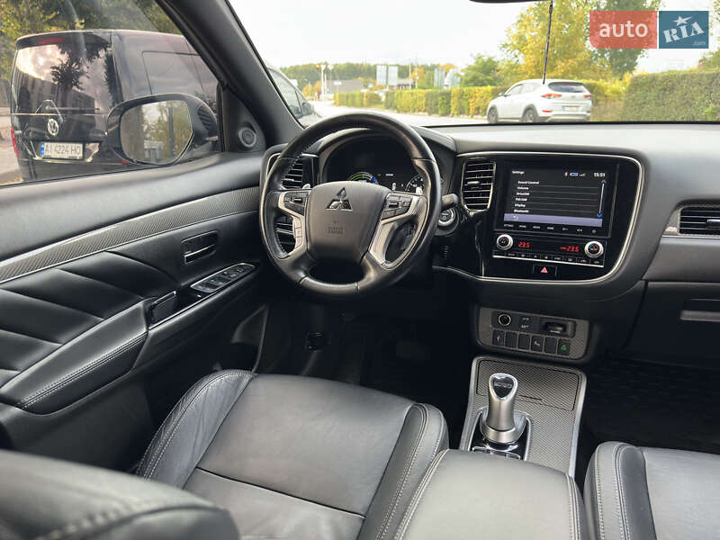 Mitsubishi Outlander 2022