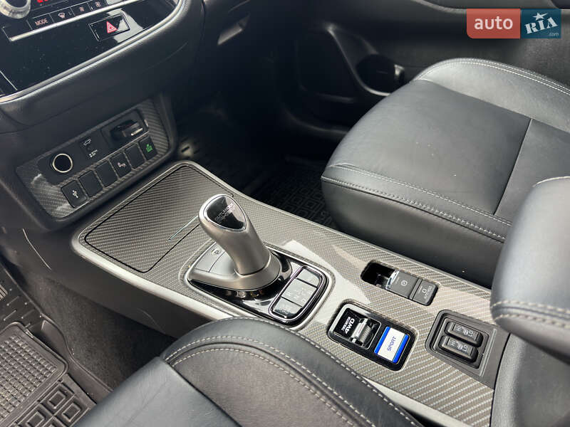 Mitsubishi Outlander 2022