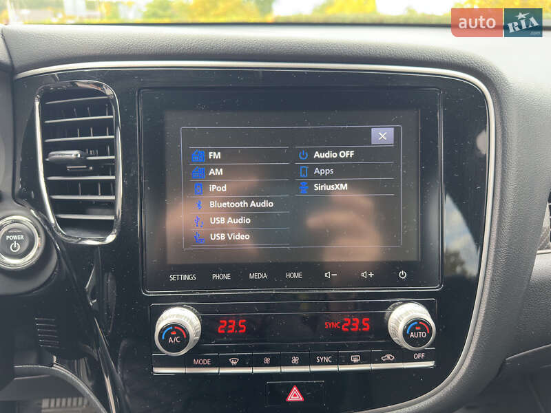 Mitsubishi Outlander 2022