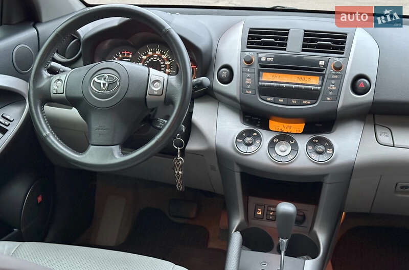 Toyota RAV4 2008