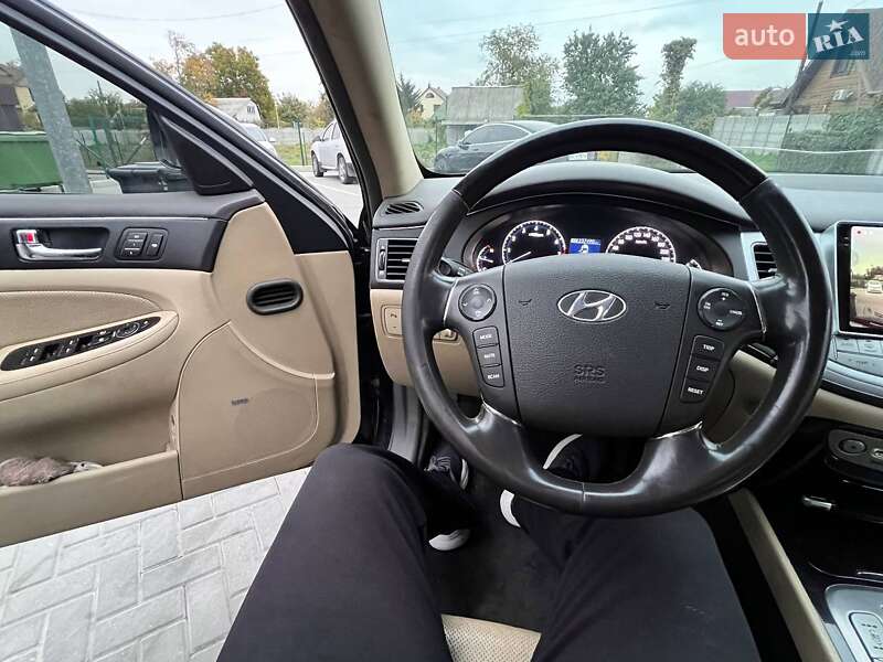 Hyundai Genesis 2008