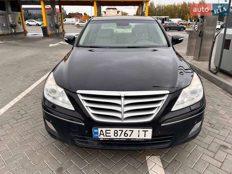 Hyundai Genesis 2008