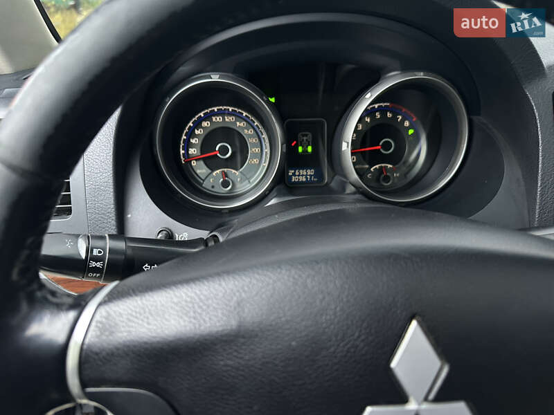 Mitsubishi Pajero 2008