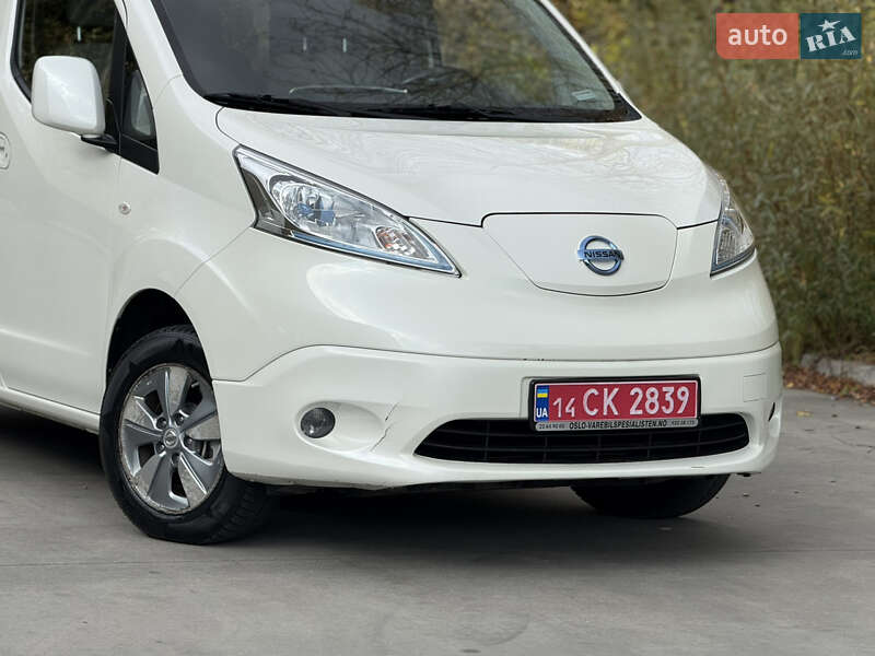 Nissan e-NV200 2014