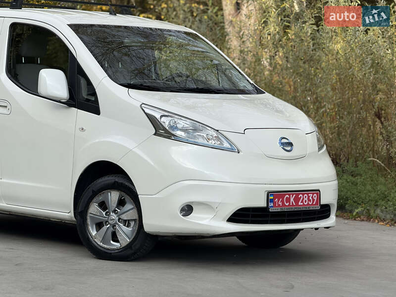 Nissan e-NV200 2014