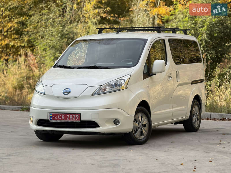 Nissan e-NV200 2014